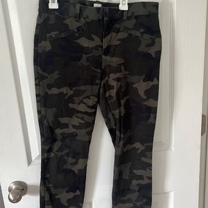 GAP Ankle length camp trousers/pants